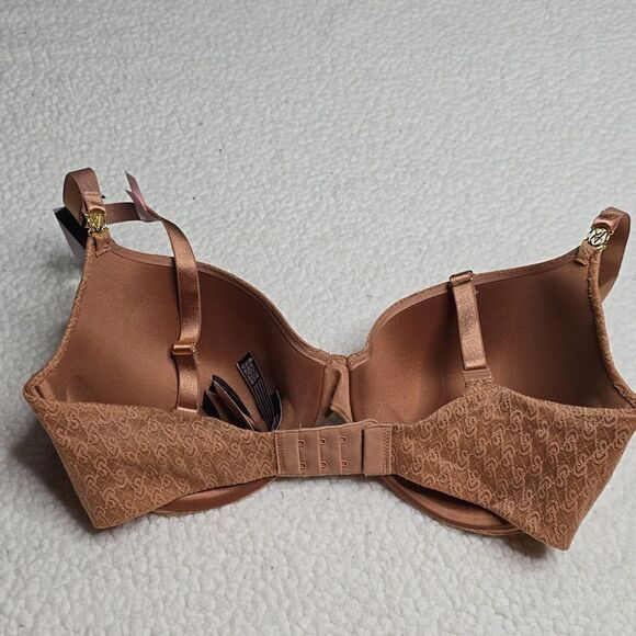 1235 NWT Victoria's Secret Icon by Victoria's Secret Push-Up Demi Bra Sz 34DDD - Picture 2 of 5